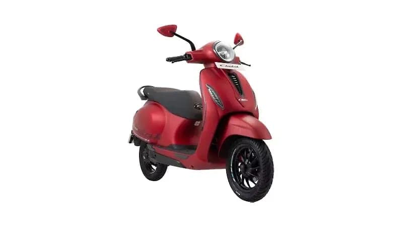 Bajaj Chetak 35 Series right front three-quarter view
