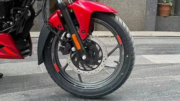 Bajaj Pulsar 150 front wheel view