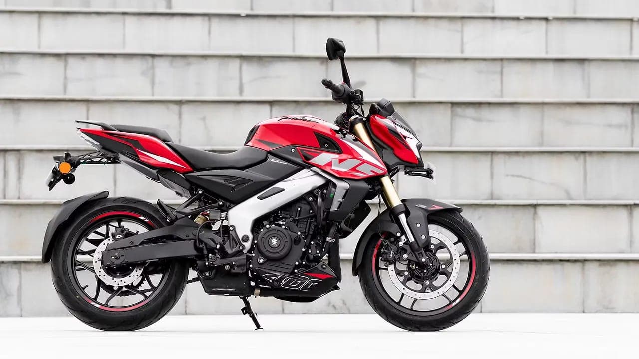 Bajaj Pulsar NS400Z right side view