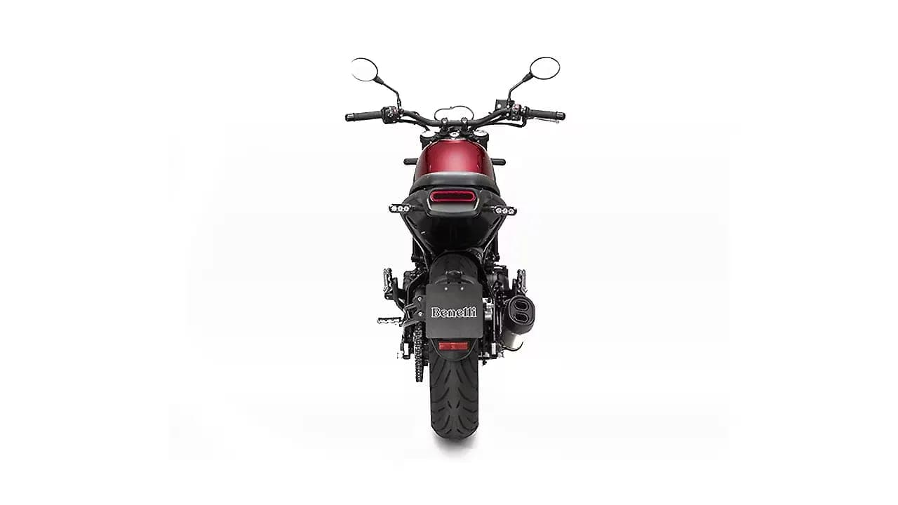 Benelli Leoncino 500 rear view