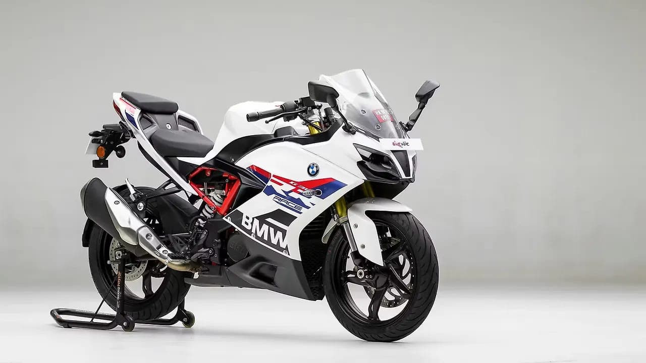 BMW Motorrad G310 RR right front three-quarter view