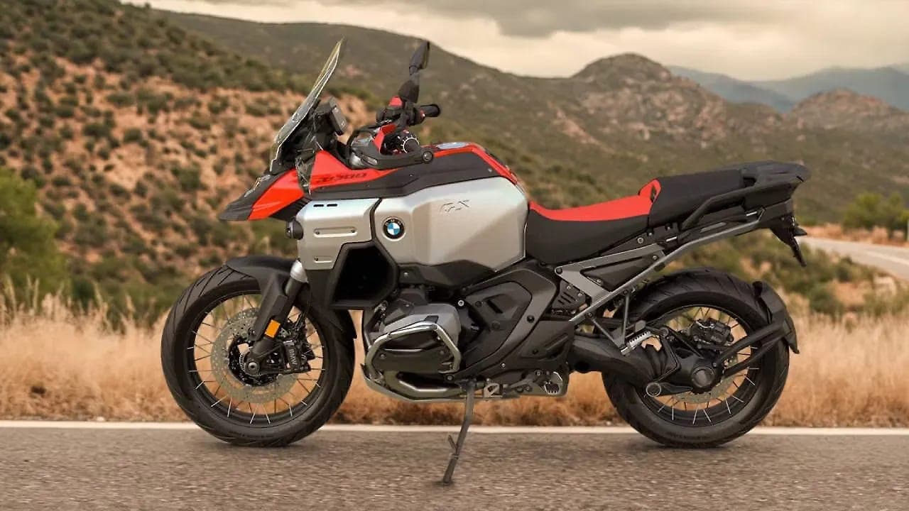 BMW Motorrad R 1300 GS Adventure standard view