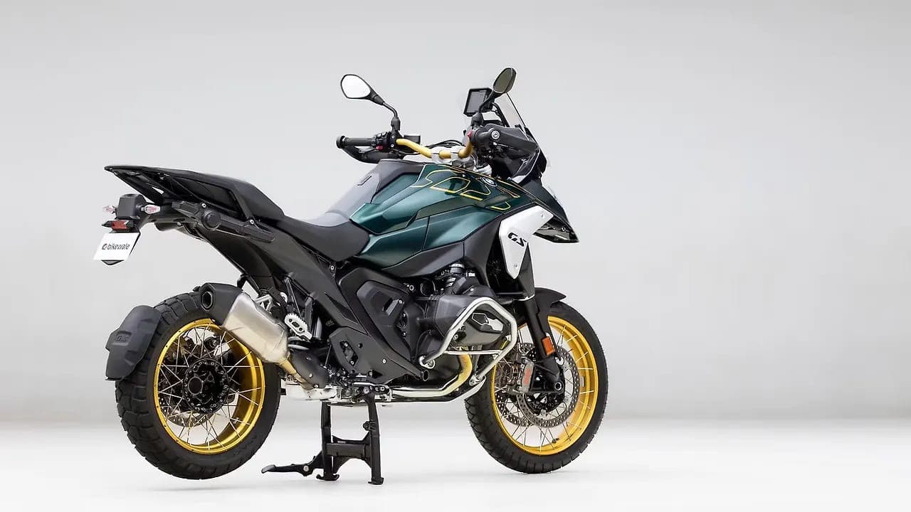 BMW Motorrad R1300GS right rear three-quarter view