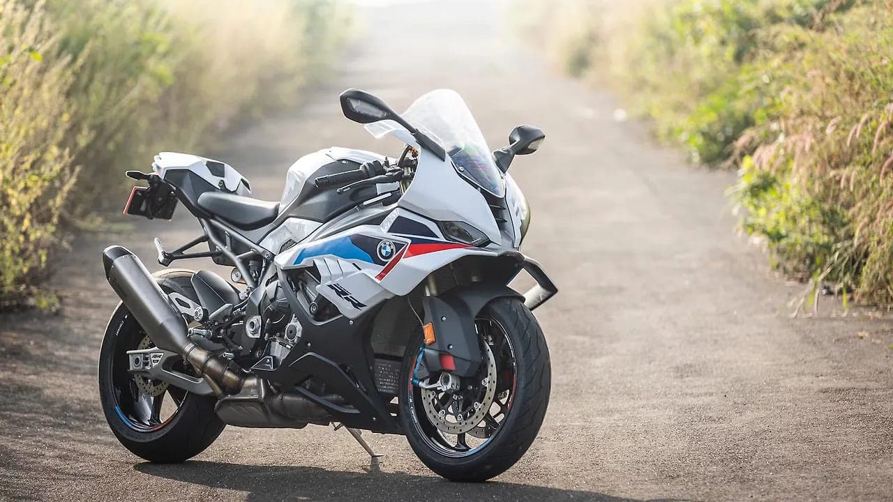 BMW Motorrad S1000RR right front three-quarter view