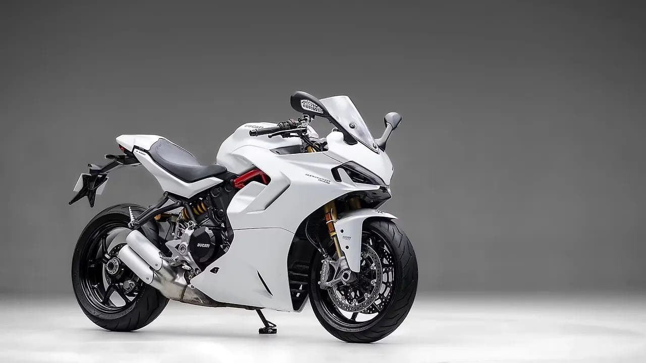 Ducati SuperSport right front three-quarter view