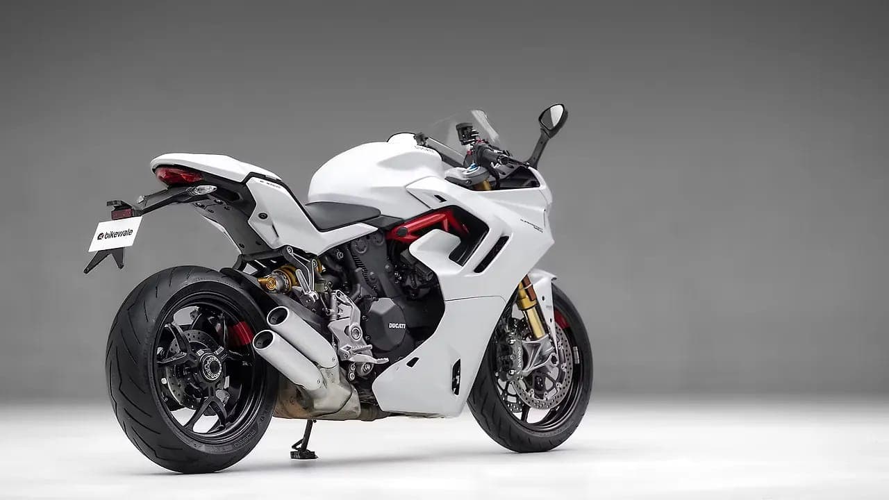 Ducati SuperSport right rear three-quarter view