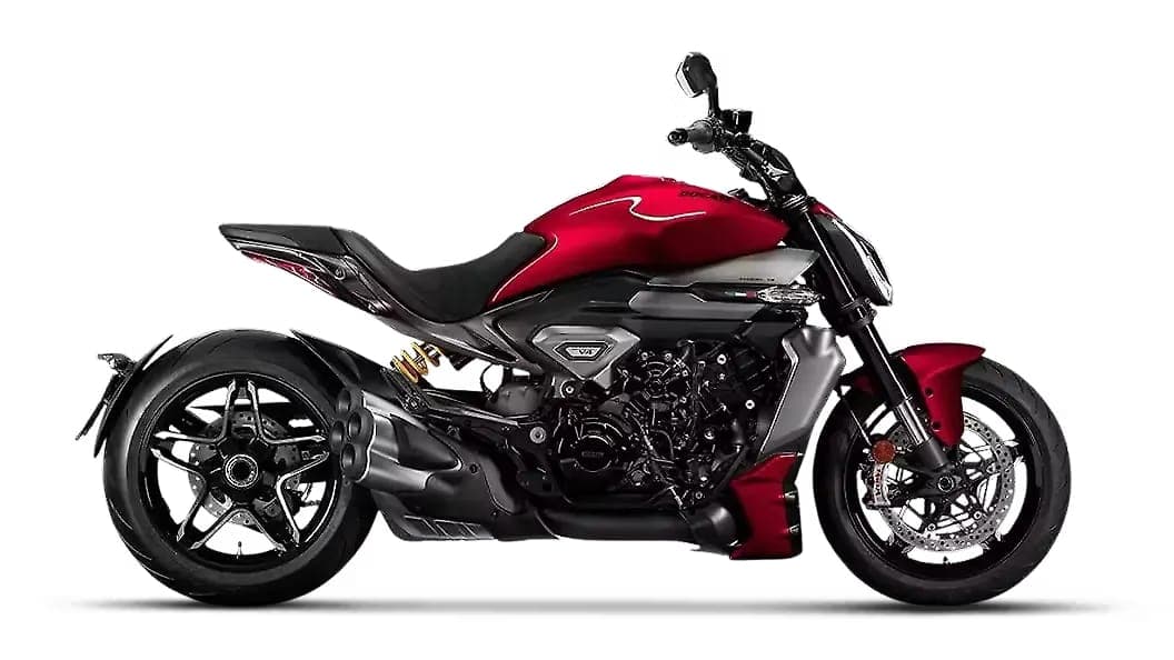 Ducati XDiavel V4 right side view