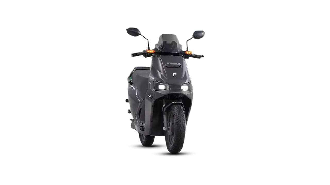 E3 Electric E3 Trion right front three-quarter view