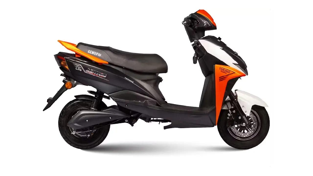 Gemopai Astrid Lite right side view