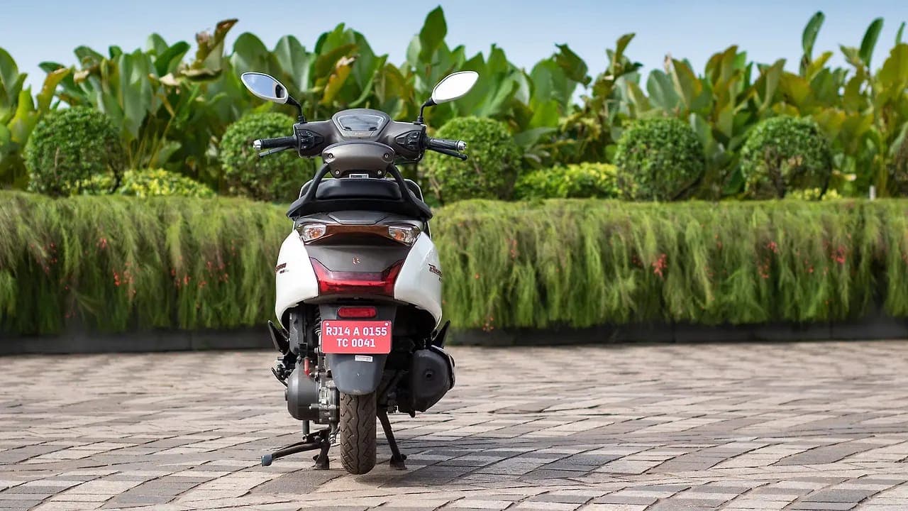 Hero MotoCorp Destini 125 rear view