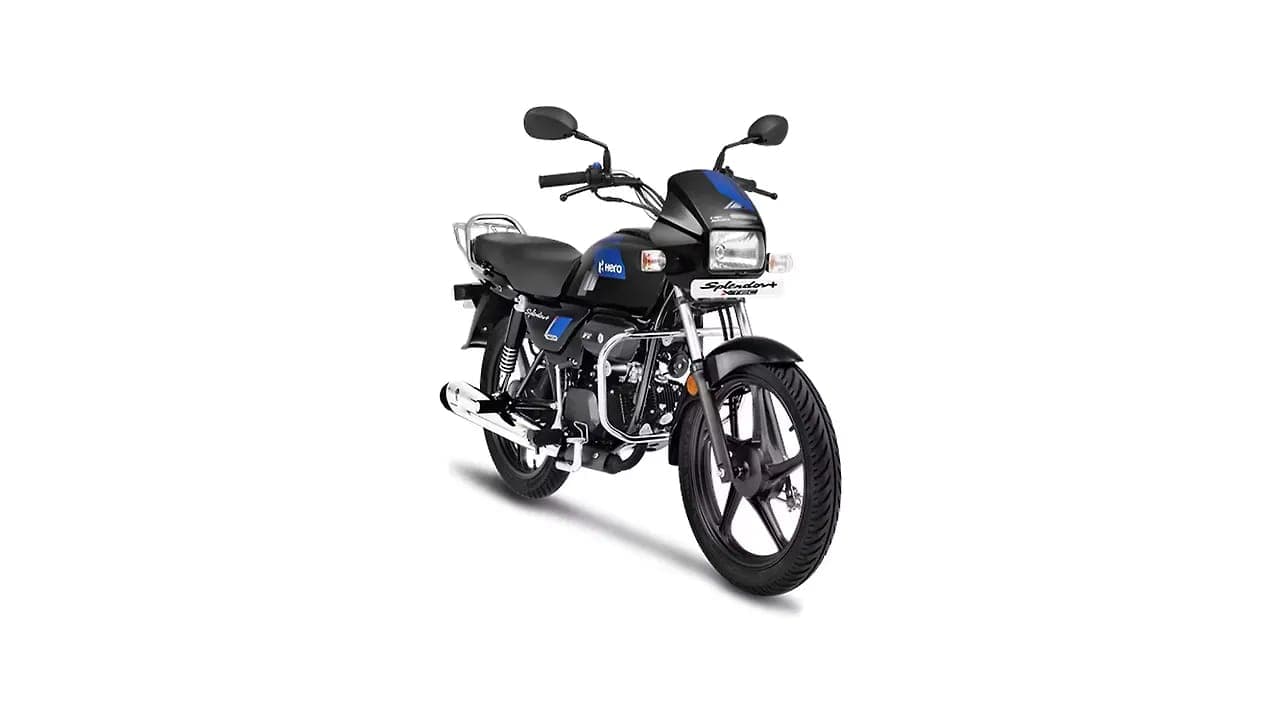 Hero MotoCorp Splendor Plus Xtec right front three-quarter view
