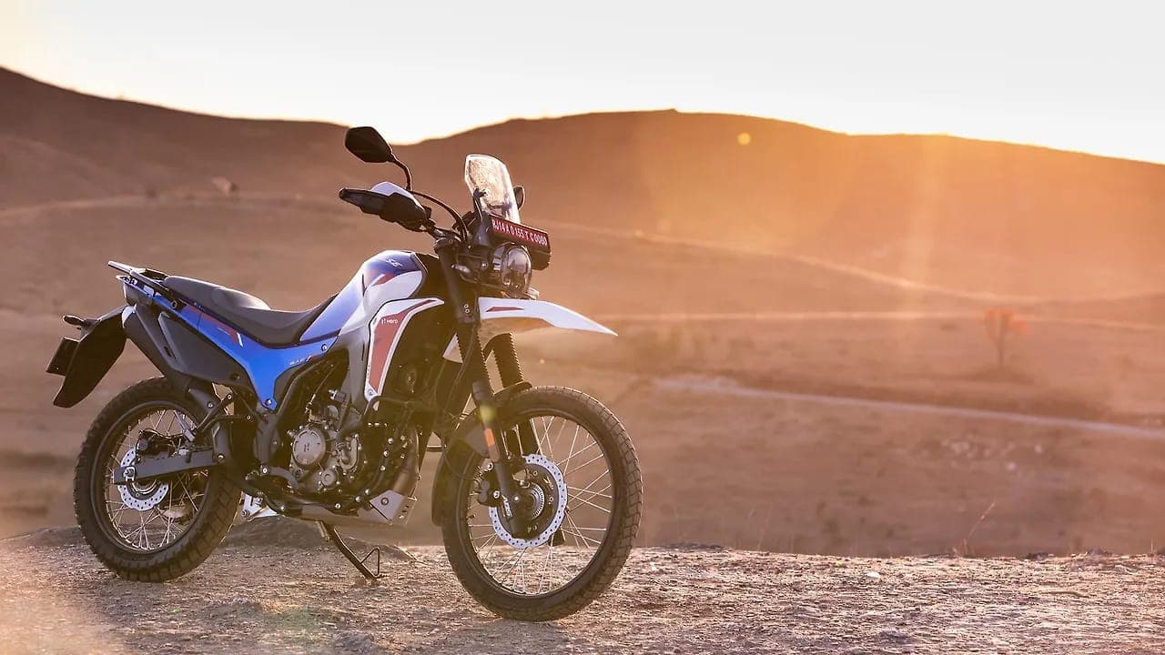 Hero MotoCorp Xpulse 210 right front three-quarter view