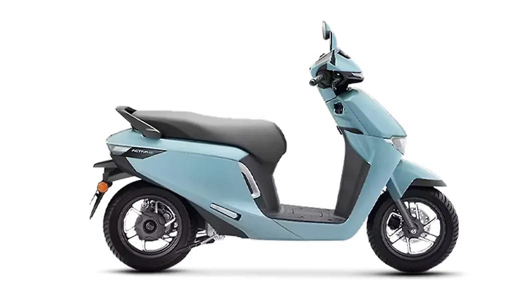 Honda Activa electric e right side view