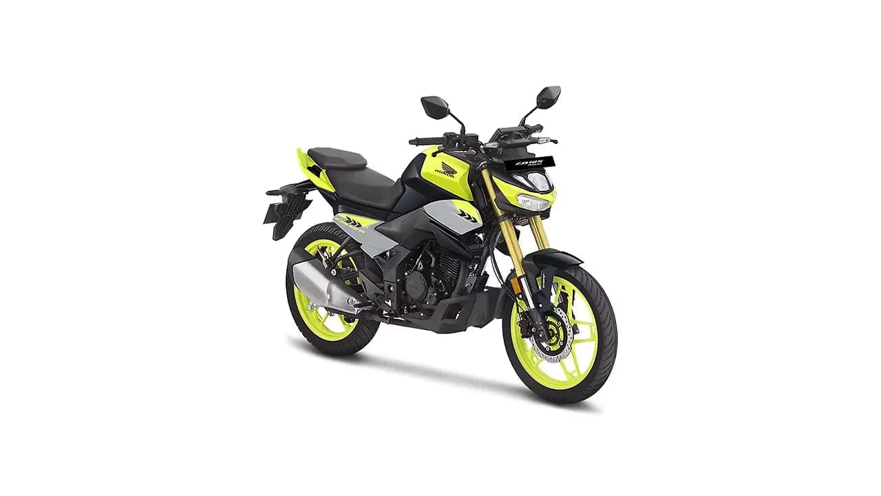 Honda CB 125 Hornet right front three-quarter view