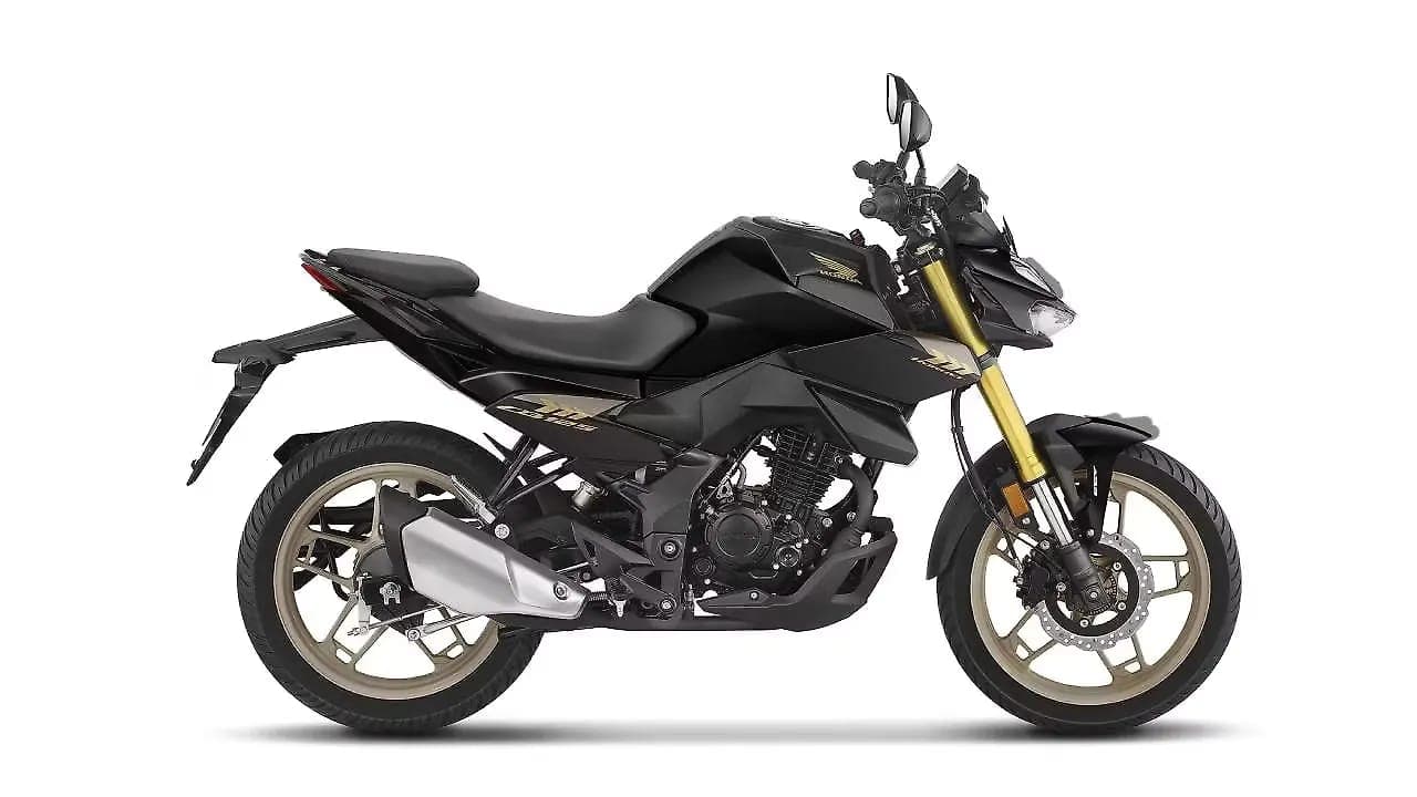 Honda CB 125 Hornet right side view