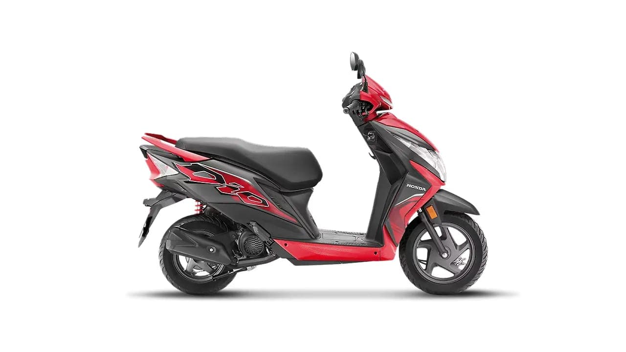 Honda Dio right side view