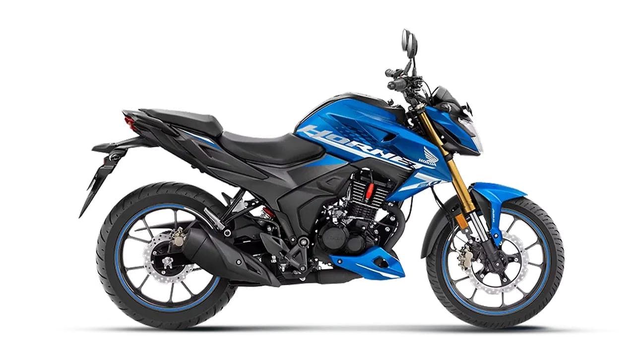 Honda Hornet right side view