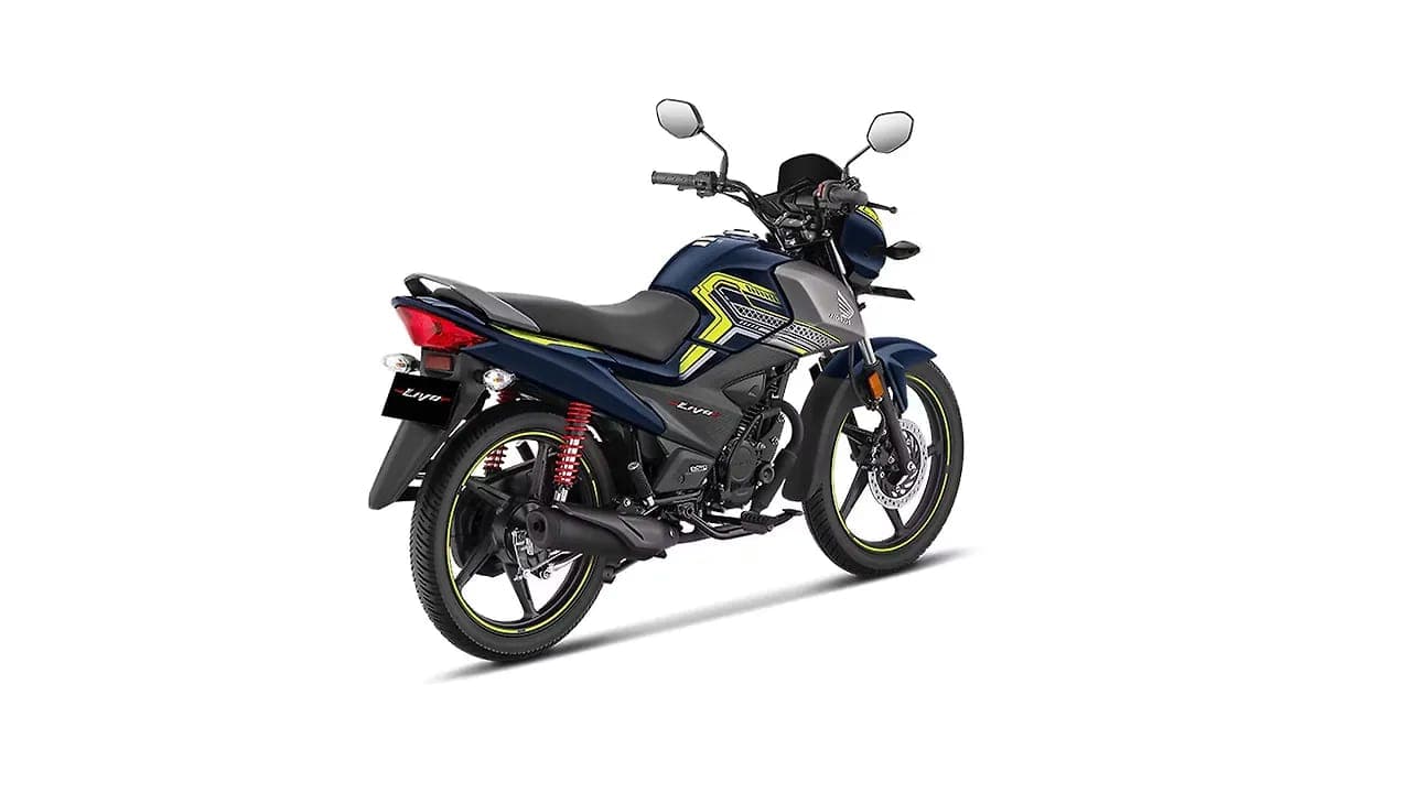 Honda Livo right rear three-quarter view