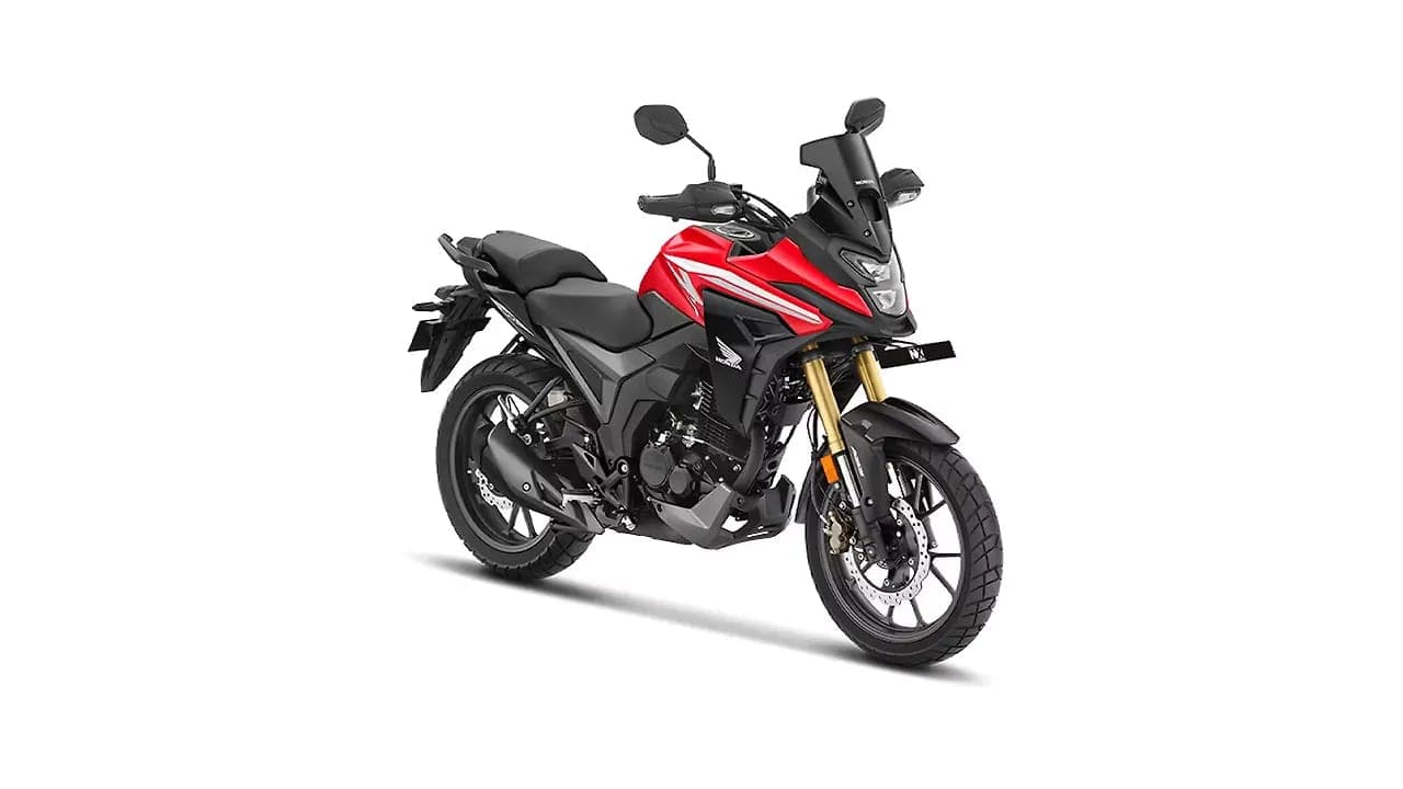 Honda NX200 right front three-quarter view