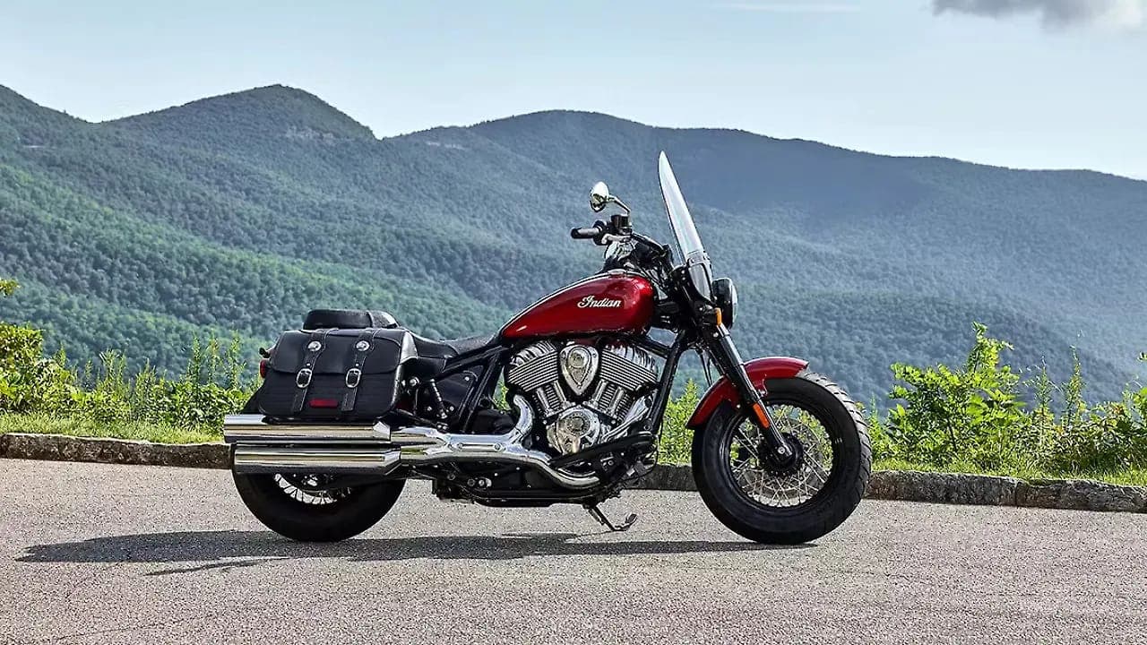 Indian Motorcycle Super Chief Limited right side view