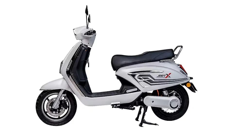 iVOOMi Jeet X in White