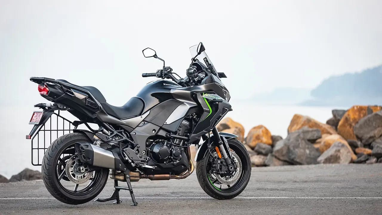 Kawasaki Versys 1100 right rear three-quarter view