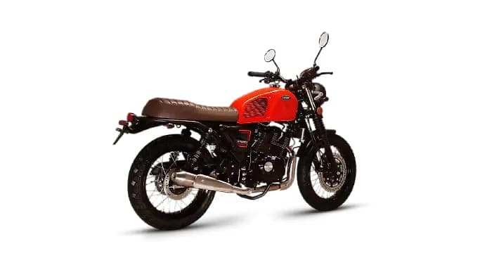 Keeway SR250 right rear three-quarter view