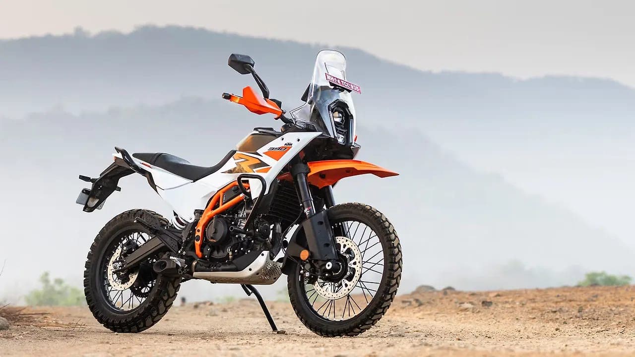 KTM 390 Adventure R right front three-quarter view