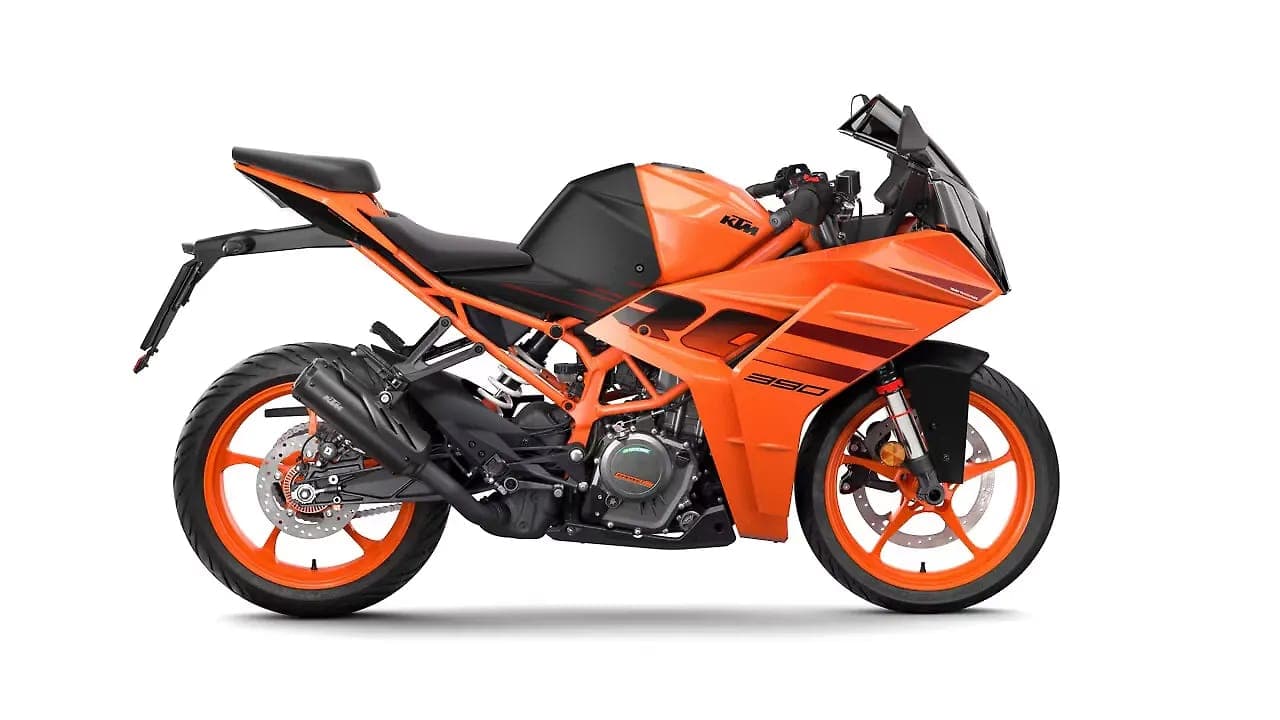 KTM RC 390 right side view