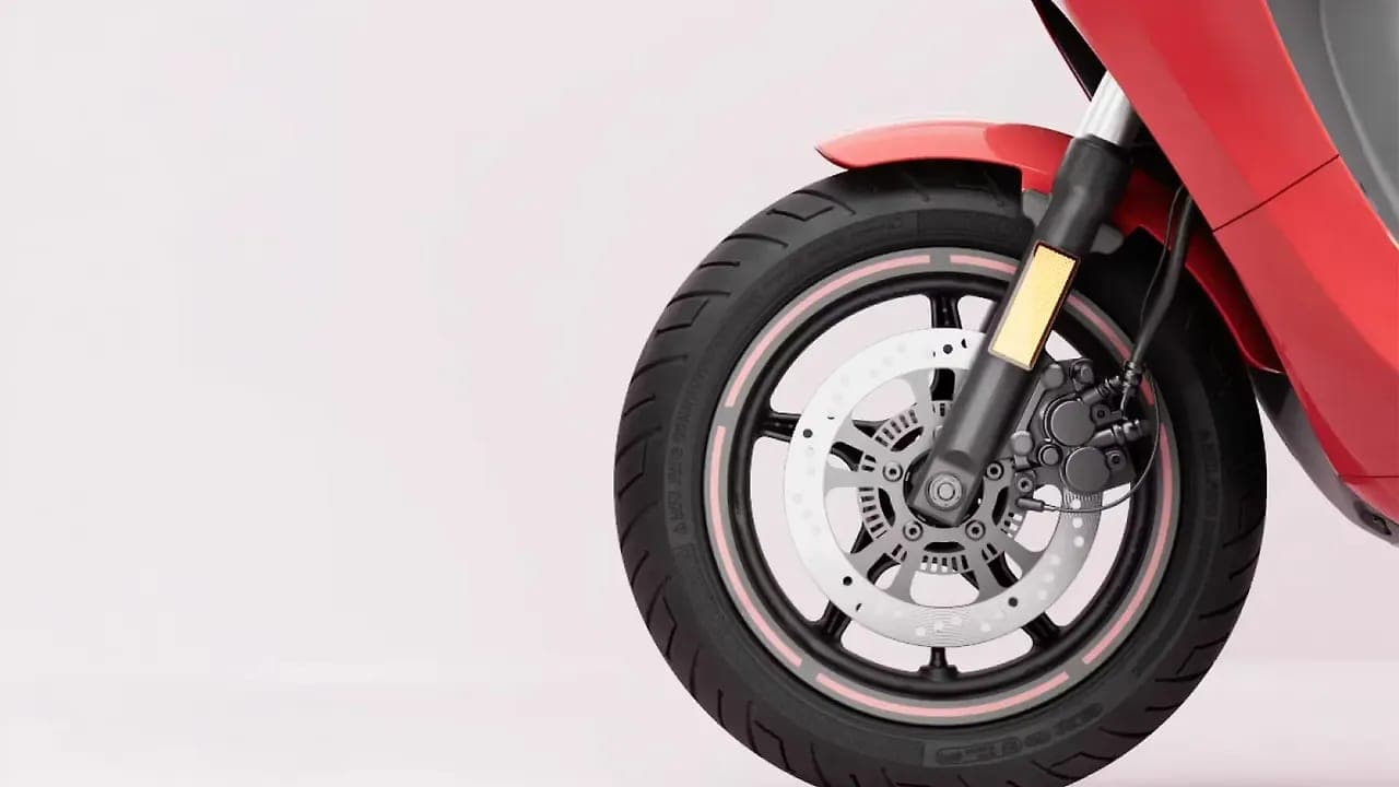 Ola Electric S1 Pro (Gen 3) front wheel view