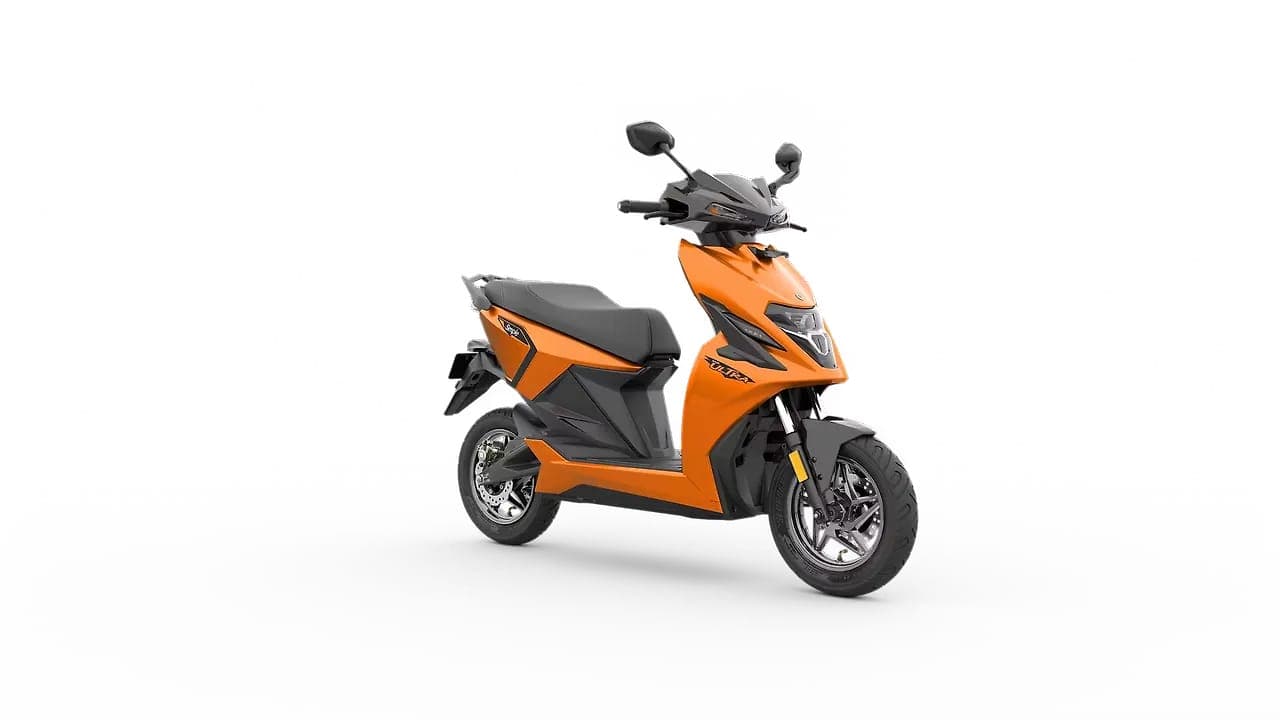 Simple Energy Ultra right front three-quarter view