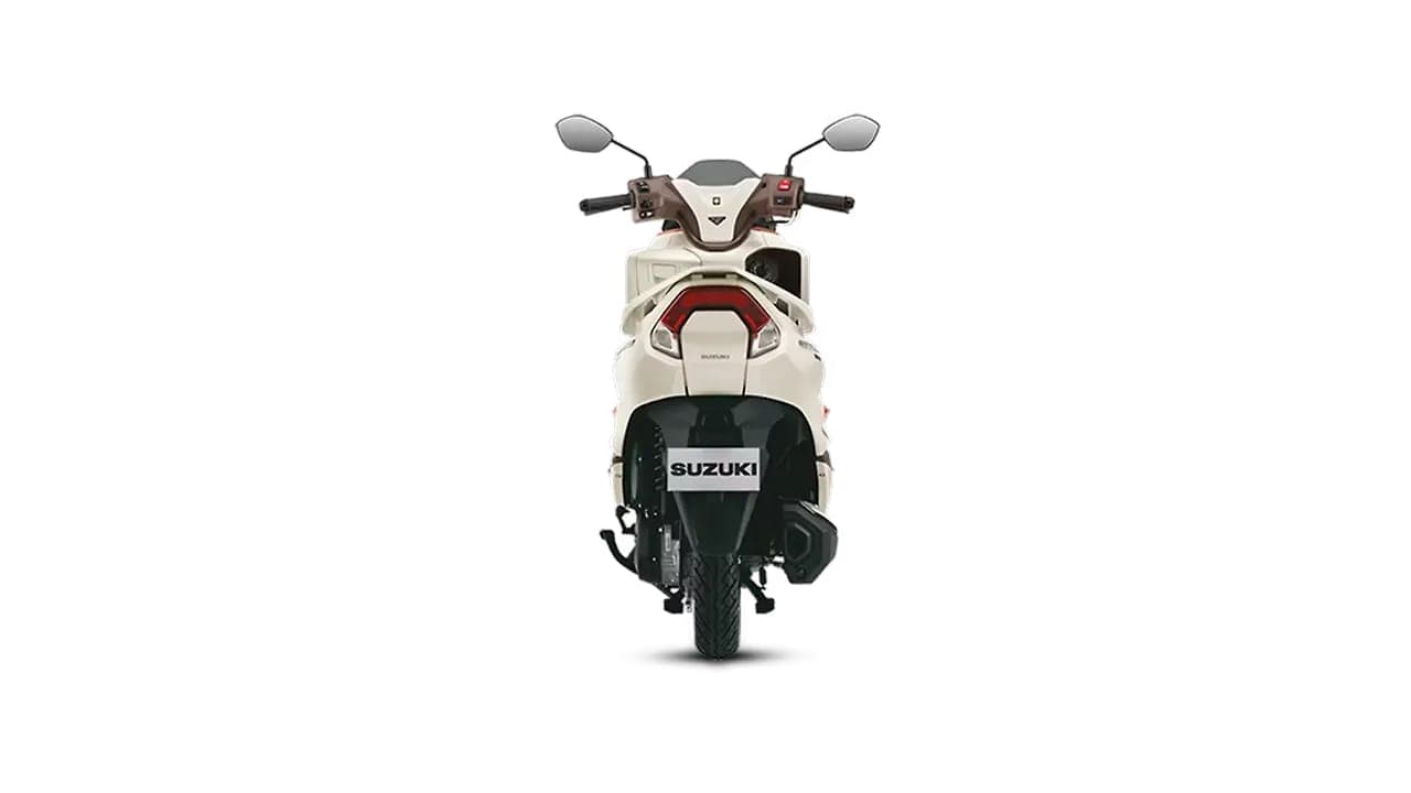 Suzuki Burgman Street 125 rear view
