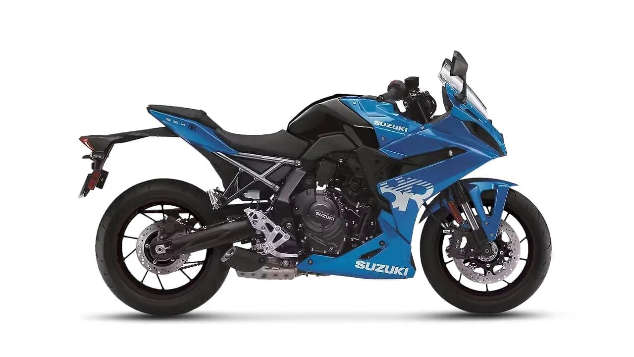 Suzuki GSX-8R gsx 8r right side view