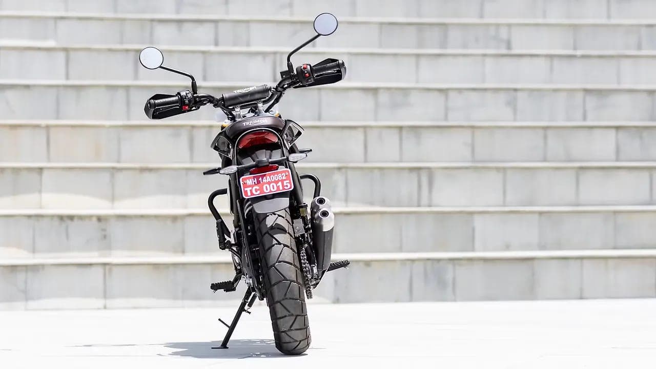 Triumph Scrambler 400 X rear view