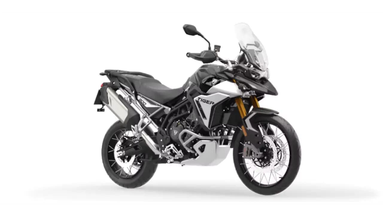 Triumph Tiger 900 right front three-quarter view