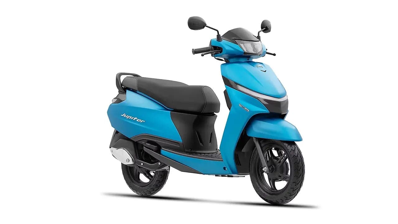 TVS Jupiter 110 right front three-quarter view