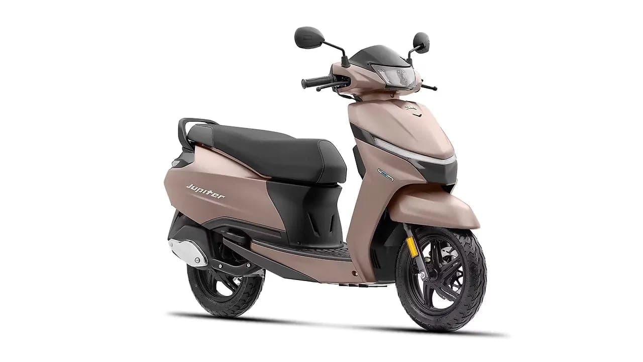 TVS Jupiter 110 right front three-quarter view