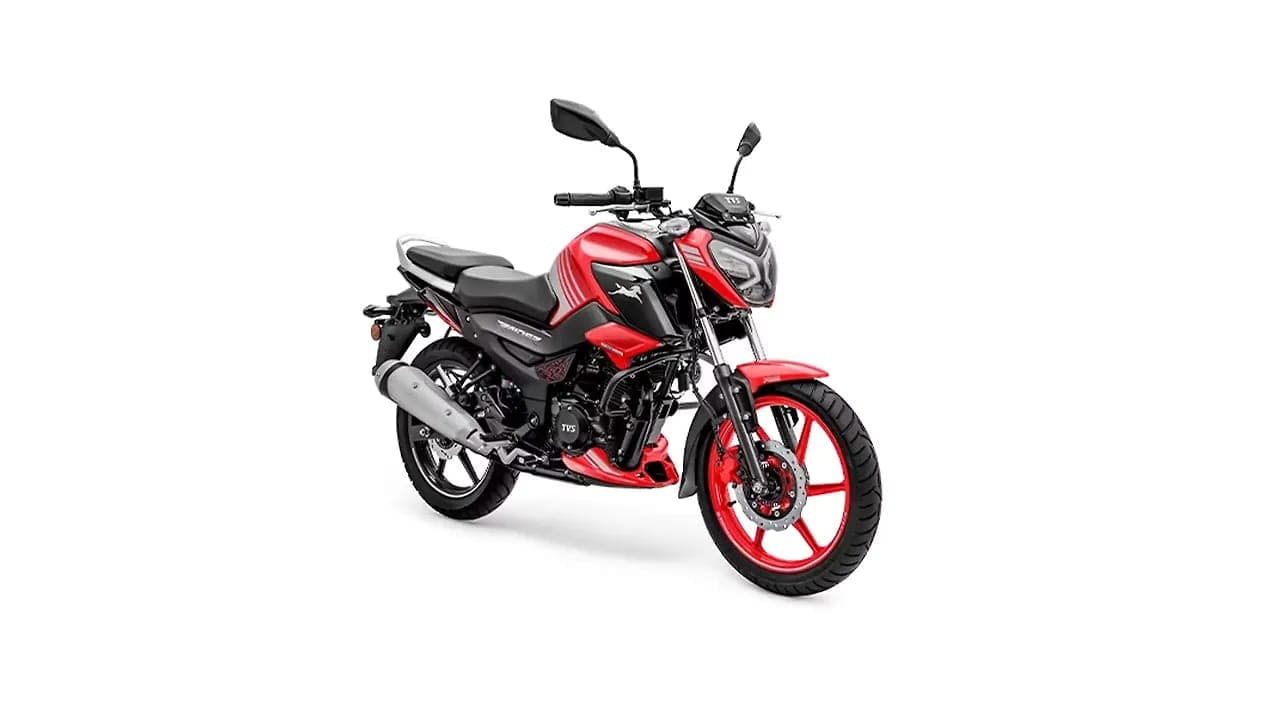 TVS Raider 125 right front three-quarter view