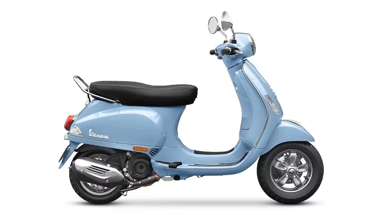 Vespa 150 standard view