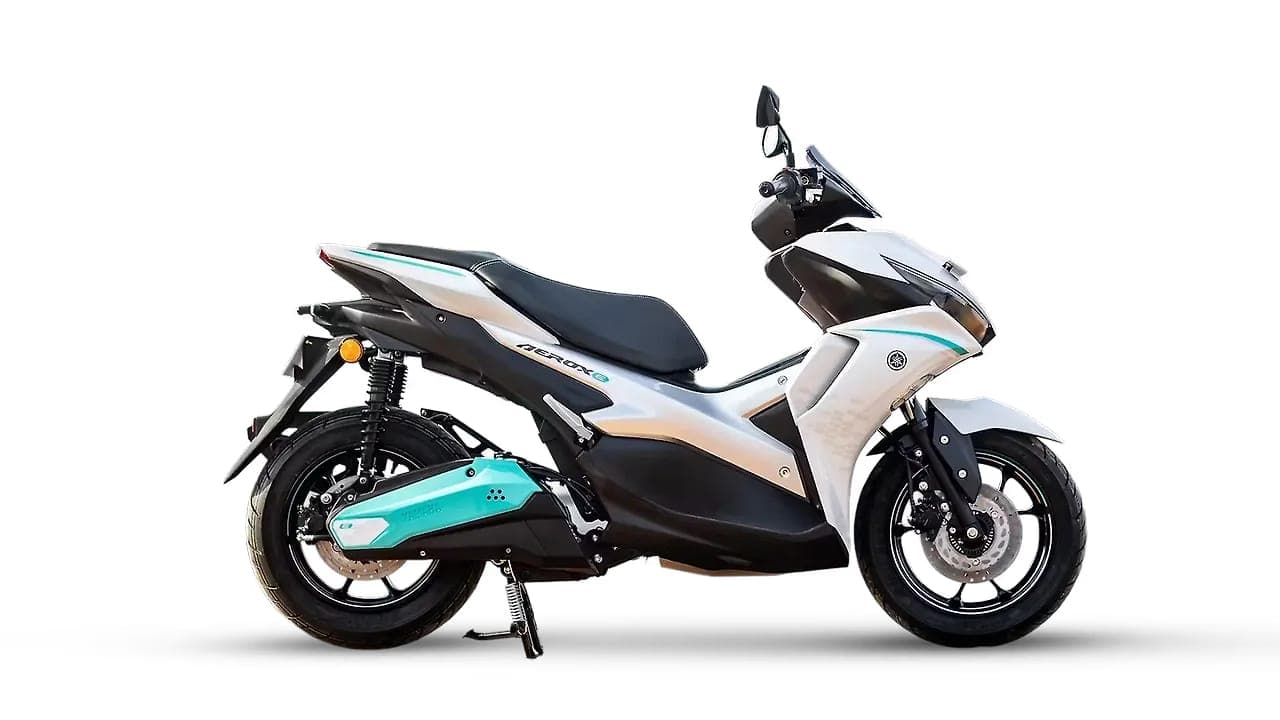Yamaha Aerox E standard view