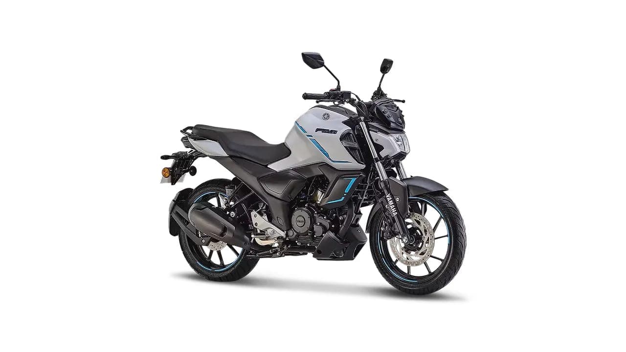 Yamaha FZ S Hybrid right front three-quarter view