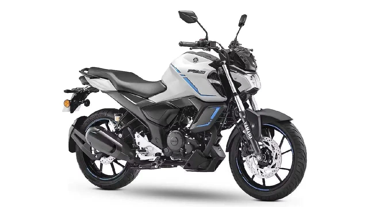 Yamaha FZ S Hybrid right side view