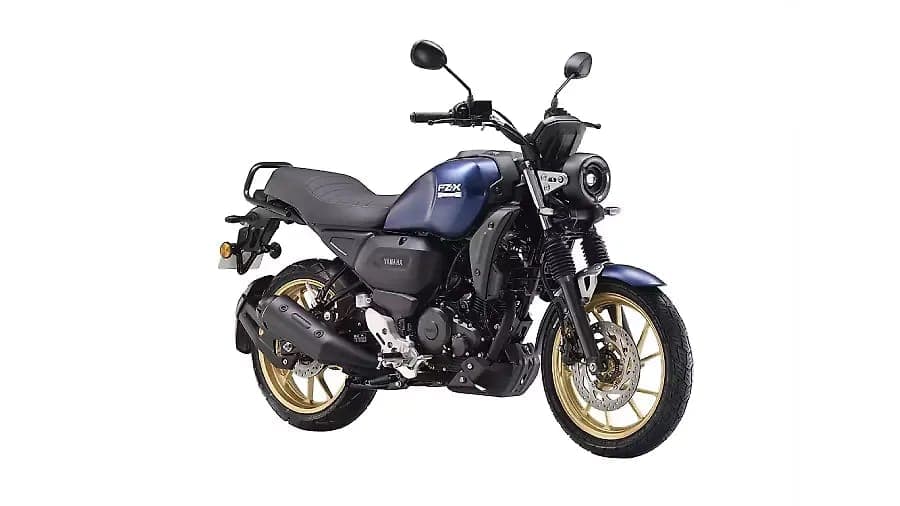 Yamaha FZ X right front three-quarter view