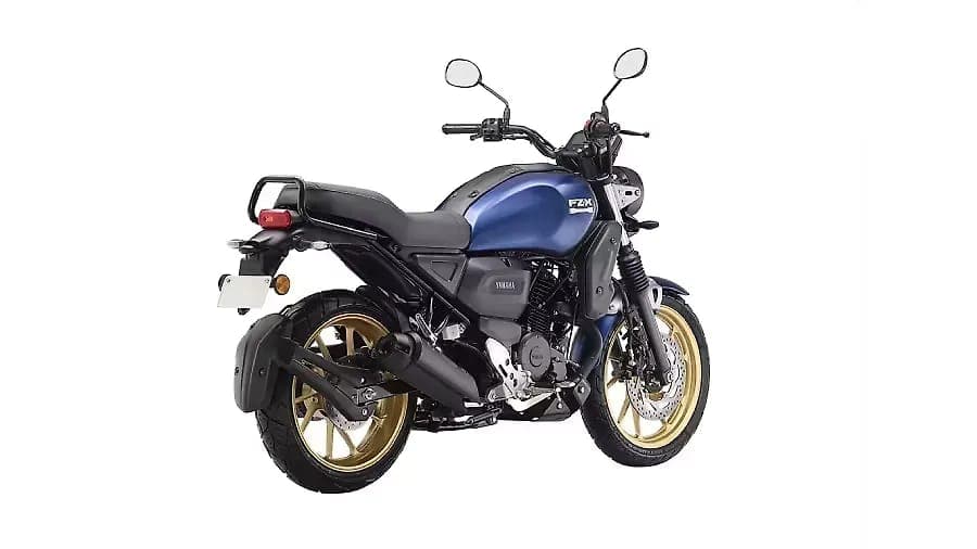 Yamaha FZ X right rear three-quarter view