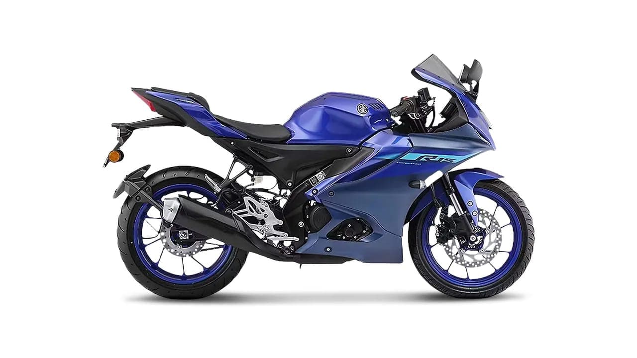 Yamaha R15 V4 right side view