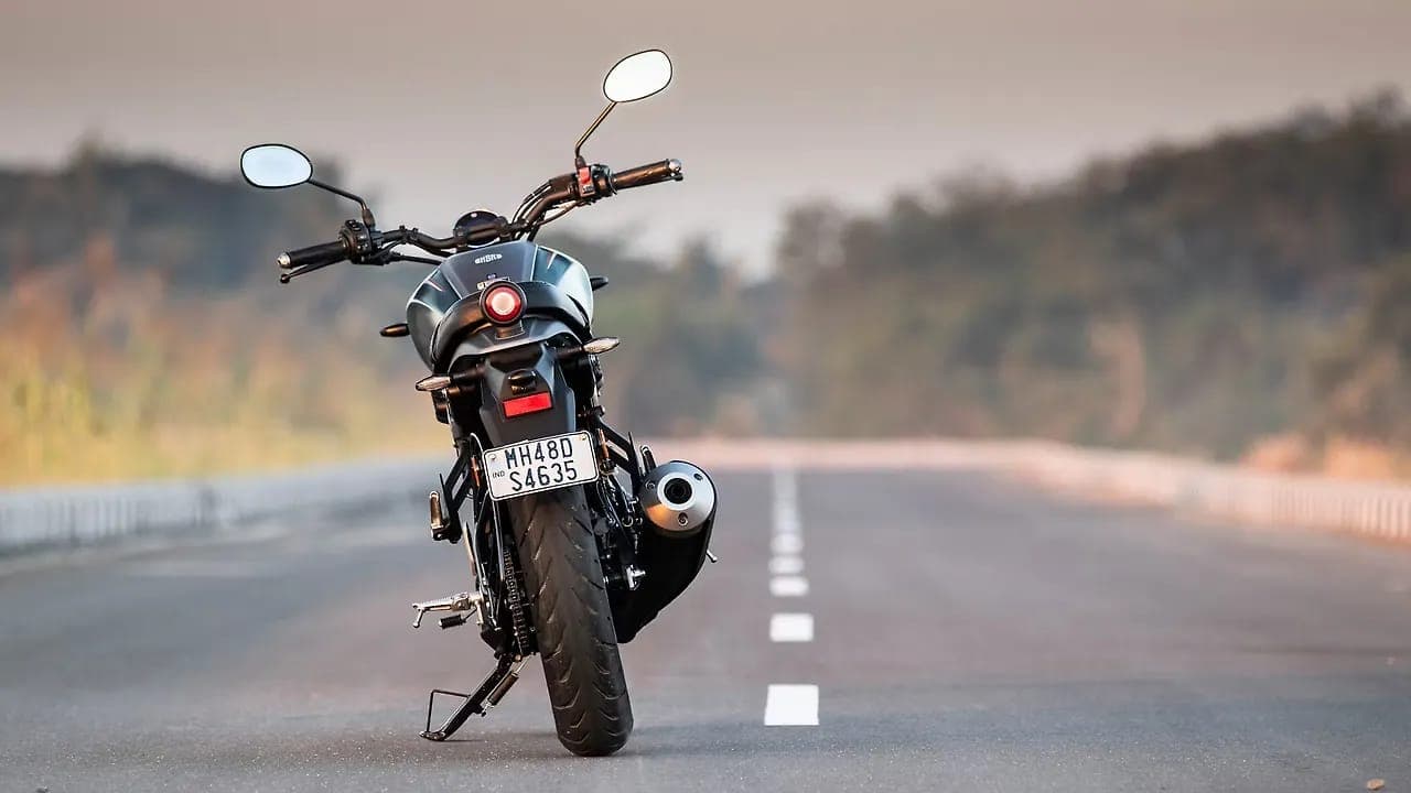 Yamaha XSR 155 rear view