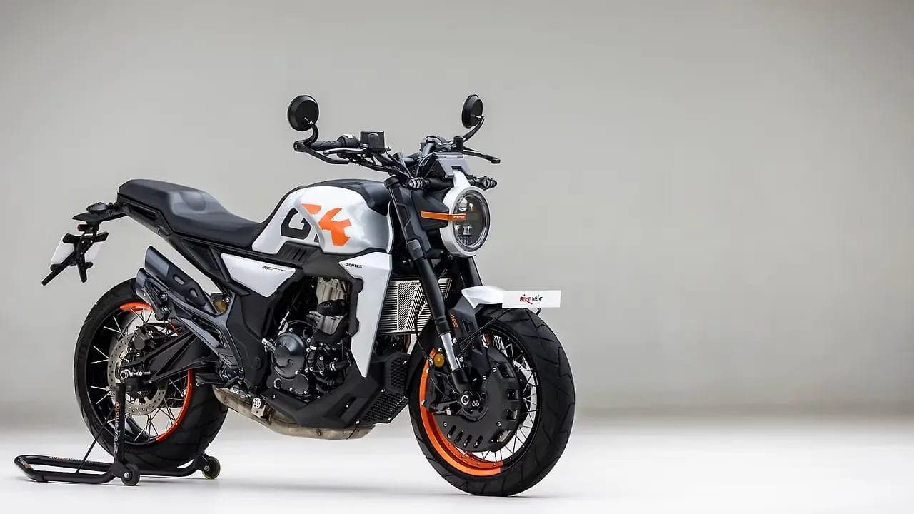 Zontes GK350 right front three-quarter view
