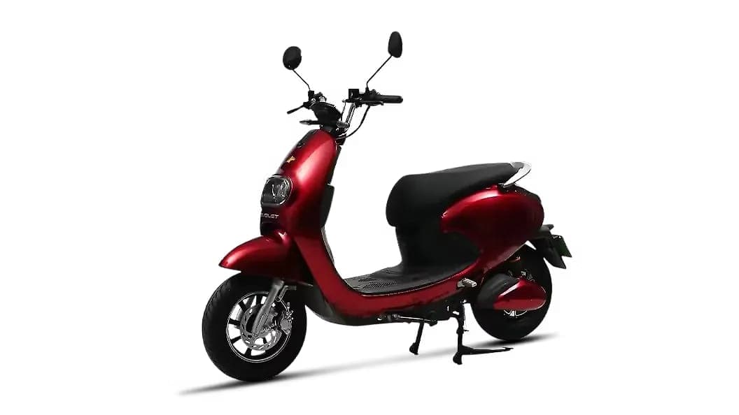 Evolet Pony left front three-quarter view